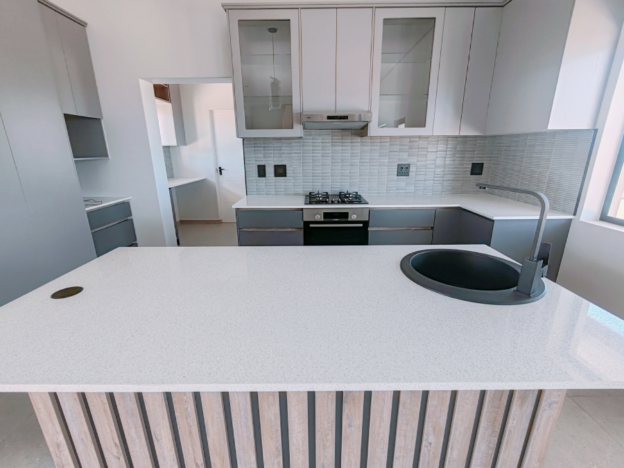 3 Bedroom Property for Sale in Hoogland Western Cape